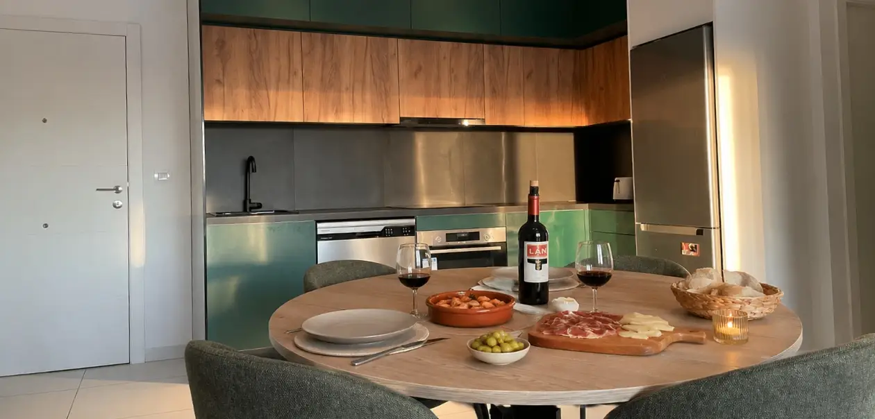 Welkom in Casa Blanca - Luxe 4 persoons appartement met groot zwembad